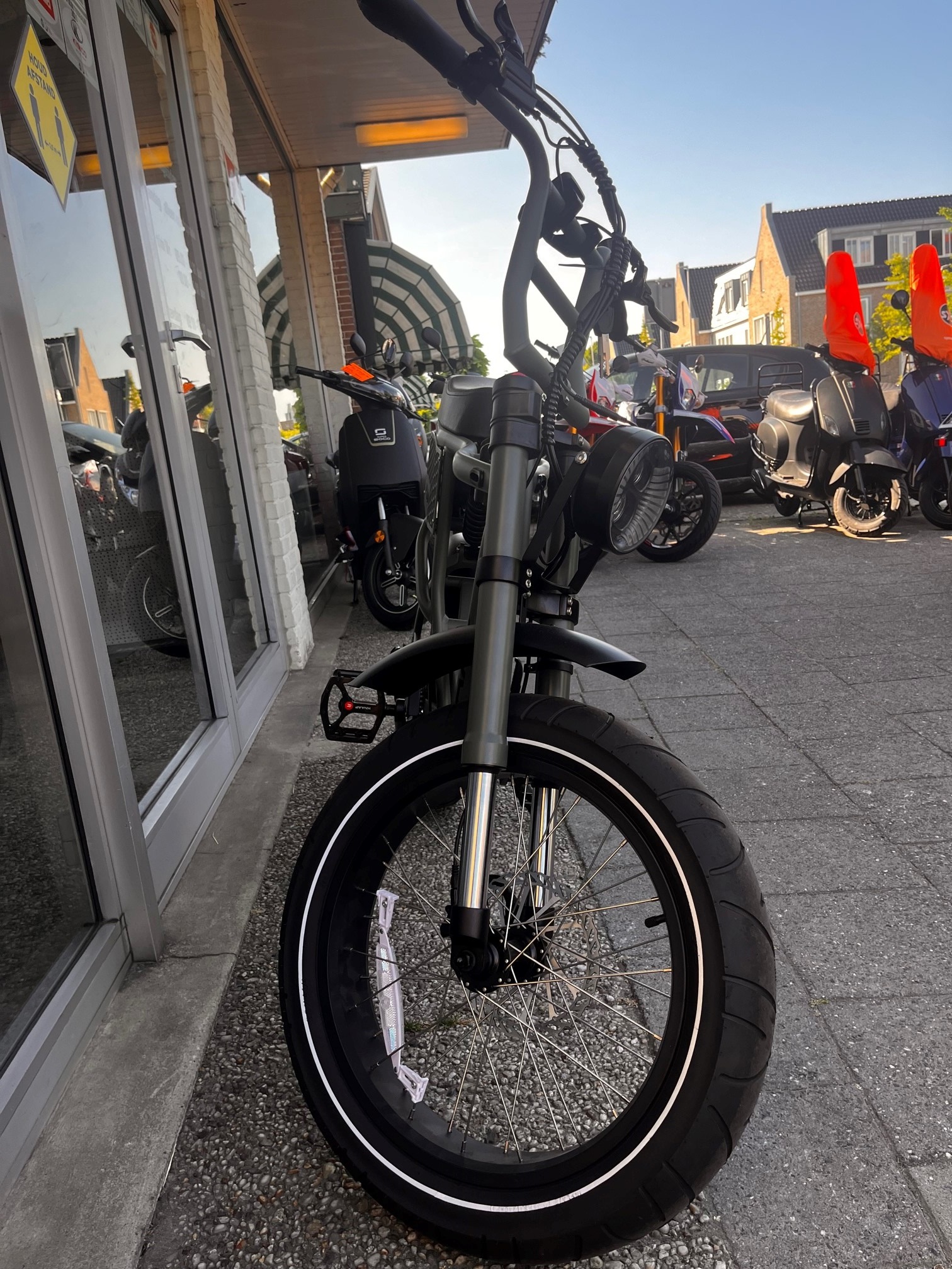 34751 648d8126 e090 42bd bfa8 51559d5a5444