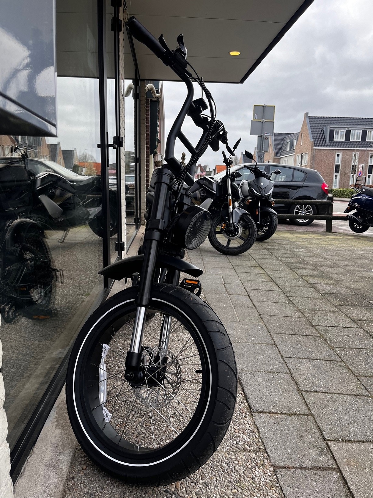 35165 660bb7c4 3d80 4f45 8d46 4e859d5a5444