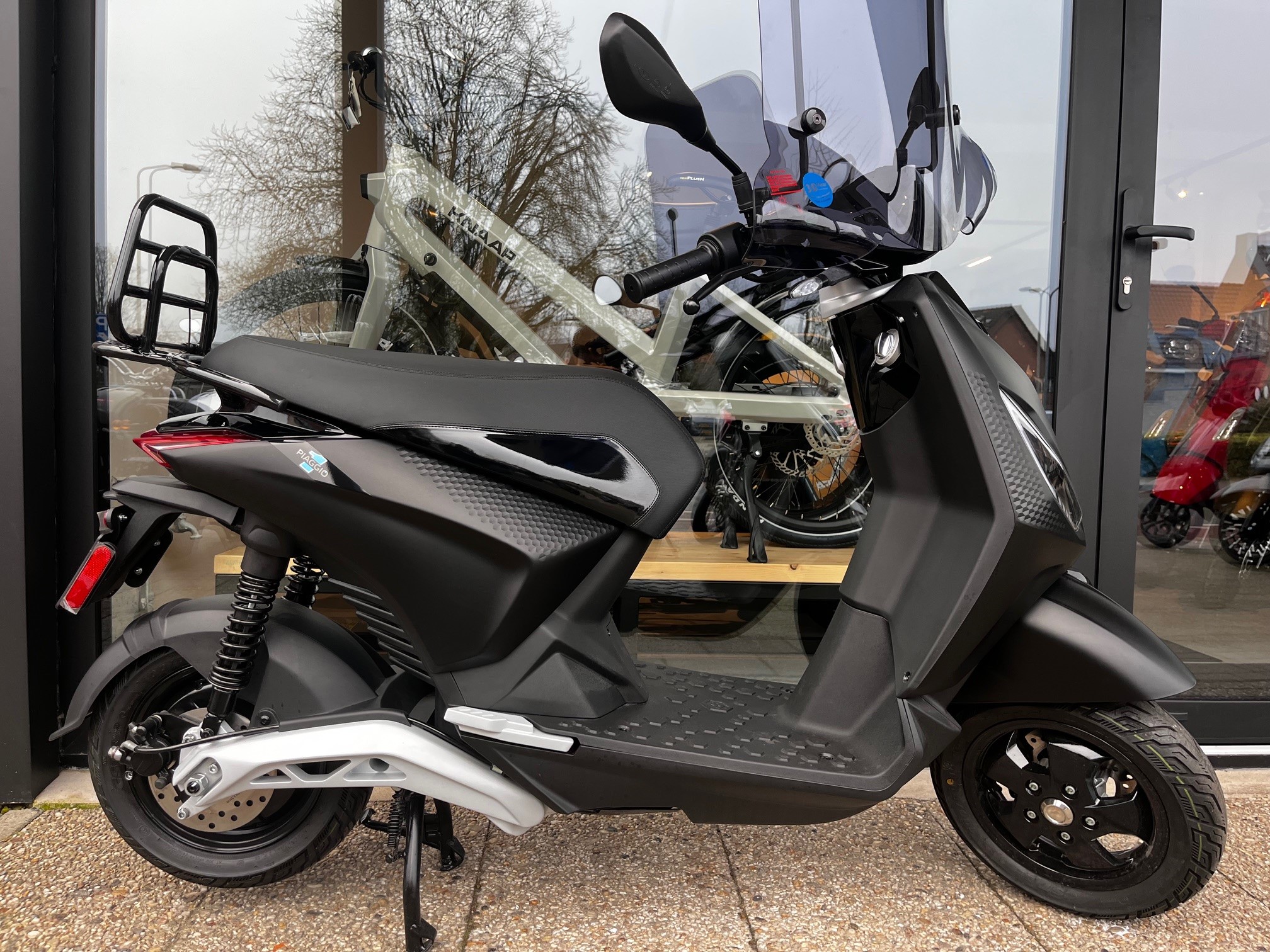 35472 6794bb0a 7554 49c0 91c3 47319d5a5444