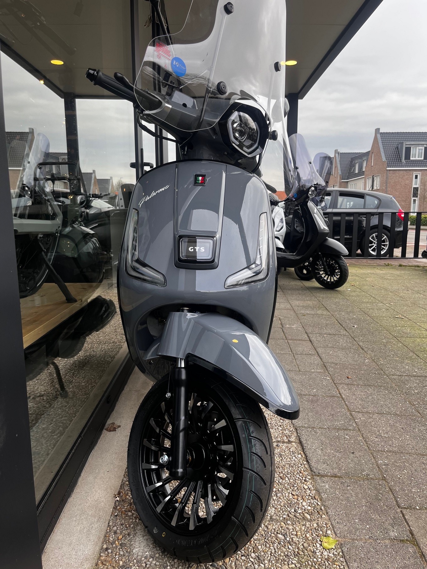 35481 67a75c4d 141c 4b0c 9c93 4dd39d5a5444