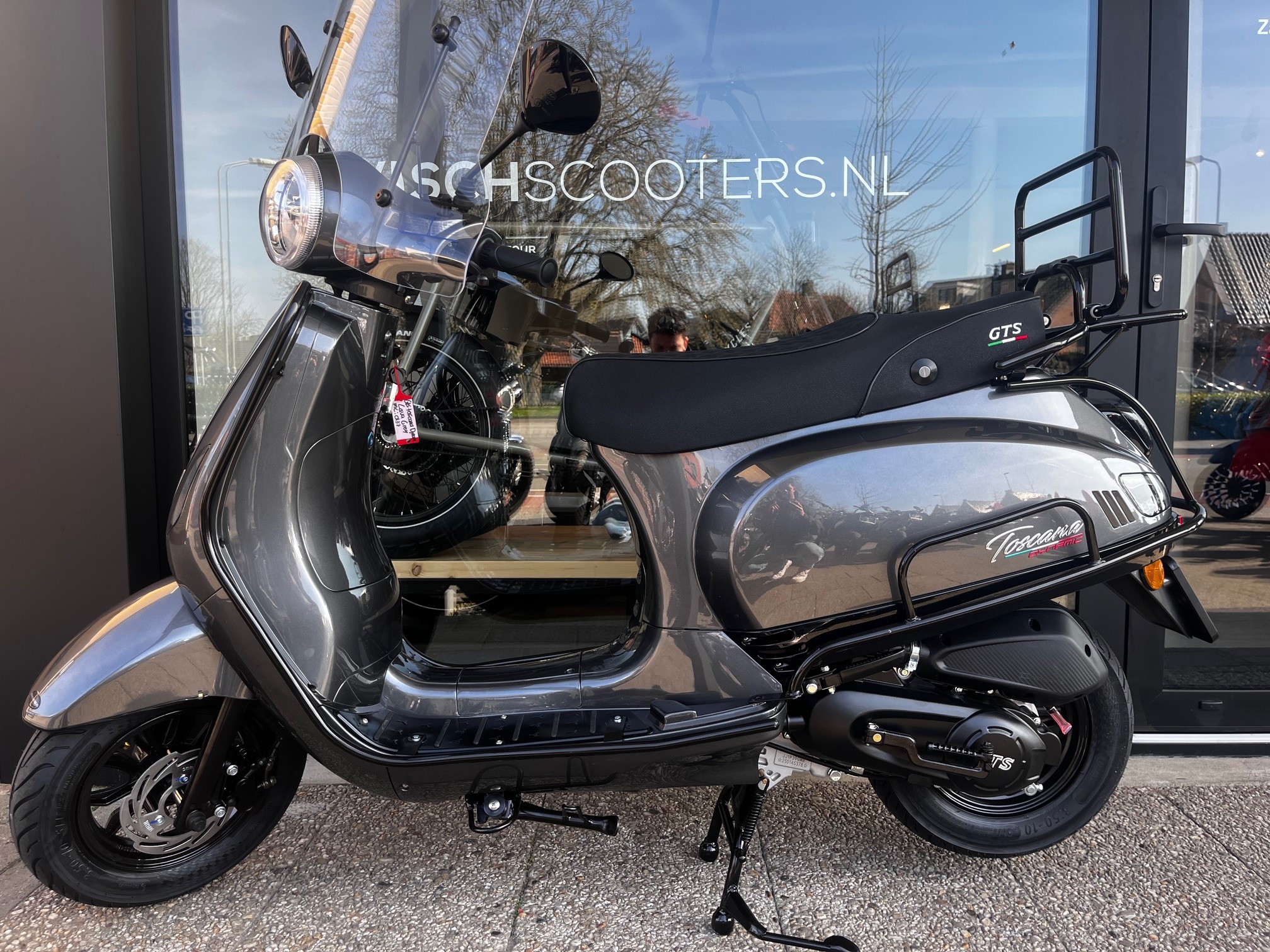 35583 67e52edc 4820 4cb6 9269 47df9d5a5444