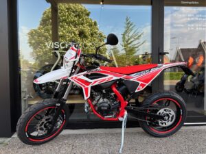 35635 681480c2 5834 439f bbfa 4a289d5a5444