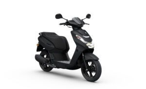 Kisbee S Black Edition – Front quarter righ