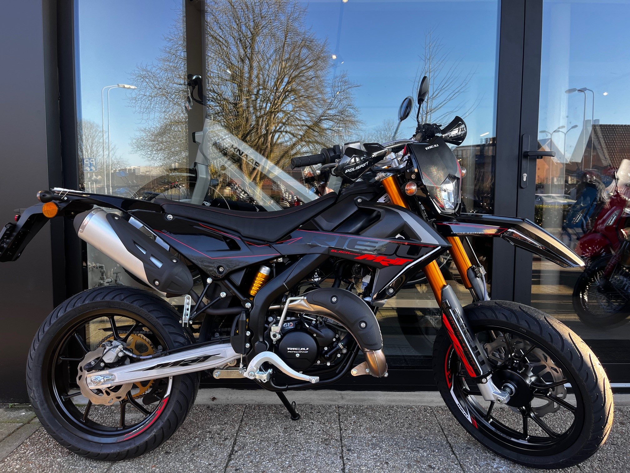 35484 67ad9c53 fddc 4205 a032 4c7f9d5a5444